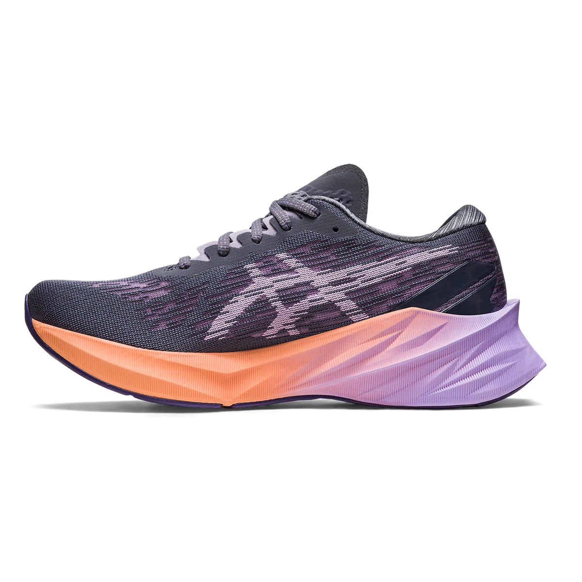 Asics Novablast 3 - Image 22