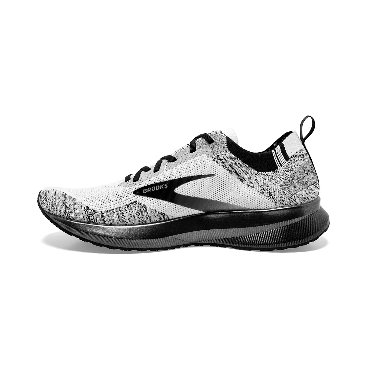 Brooks Levitate 4 - Image 21