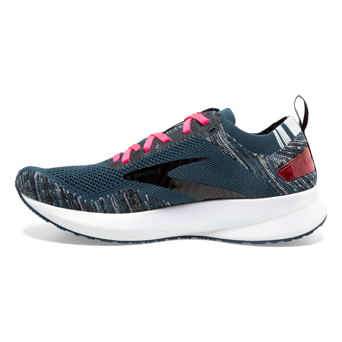 Brooks Levitate 4 - Image 22