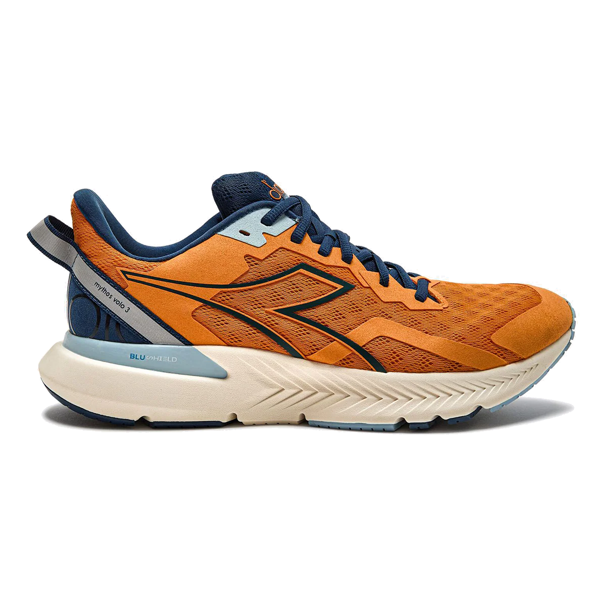 Diadora Mythos Blushield Volo 3 - Image 3