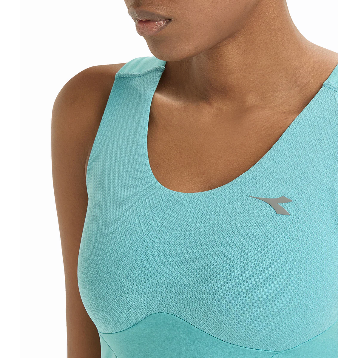 Diadora Run Crew Medium Bra - Image 8