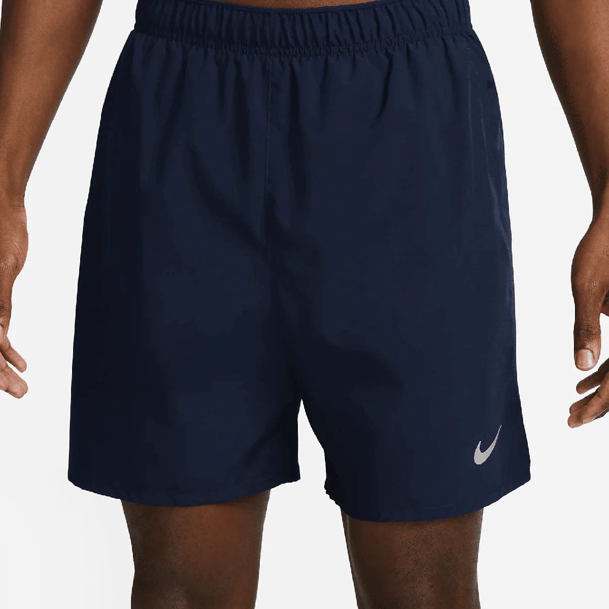 Nike Dri-FIT Challenger Short 7BF - Image 33