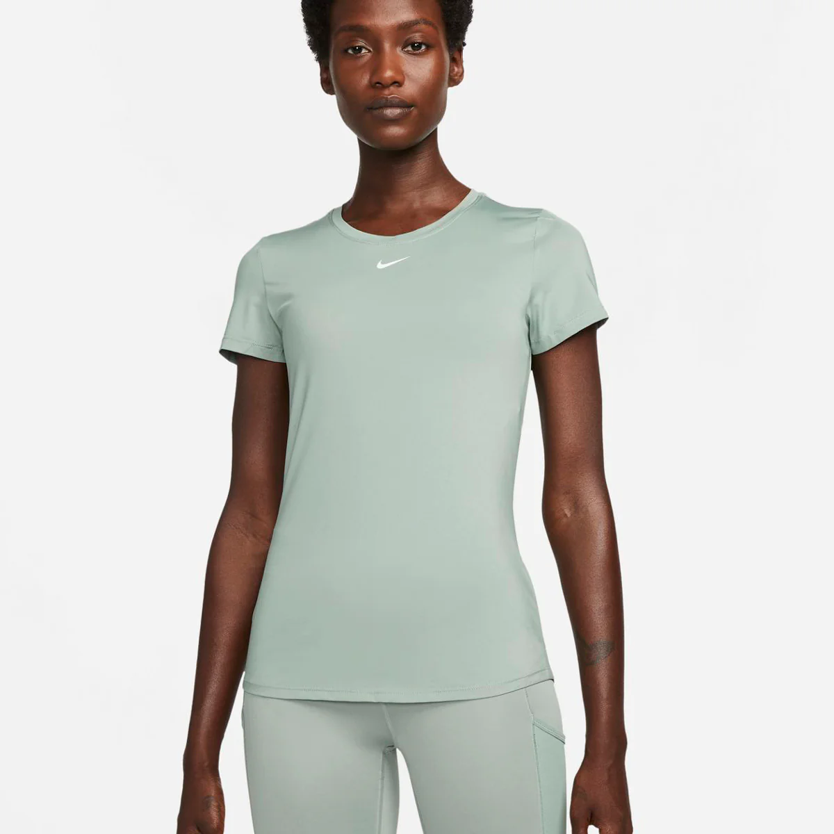 Nike Dri-FIT One Shortsleeve - Image 5