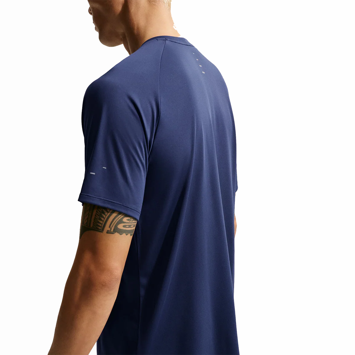 Nike Stride Shortsleeve - Image 46