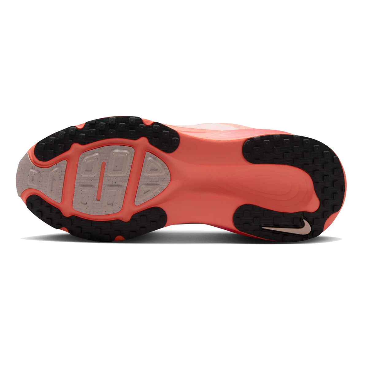 Nike Vomero 18 - Image 8