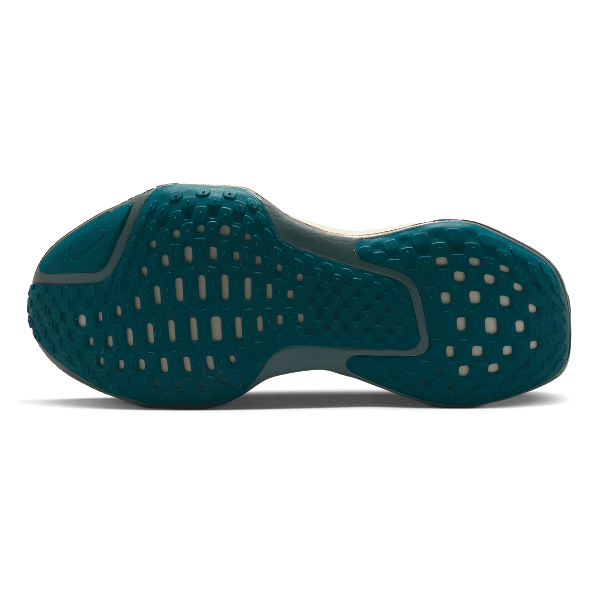 Nike ZoomX Invincible Run Flyknit 3 - Image 8