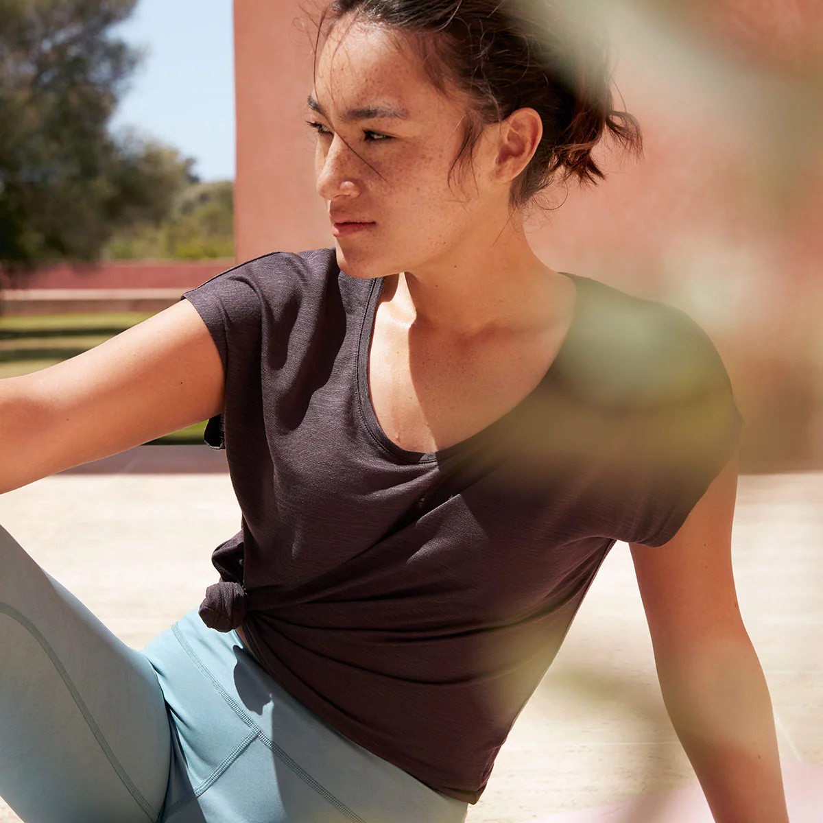 ON Active - T Flow Shortsleeve - Image 17