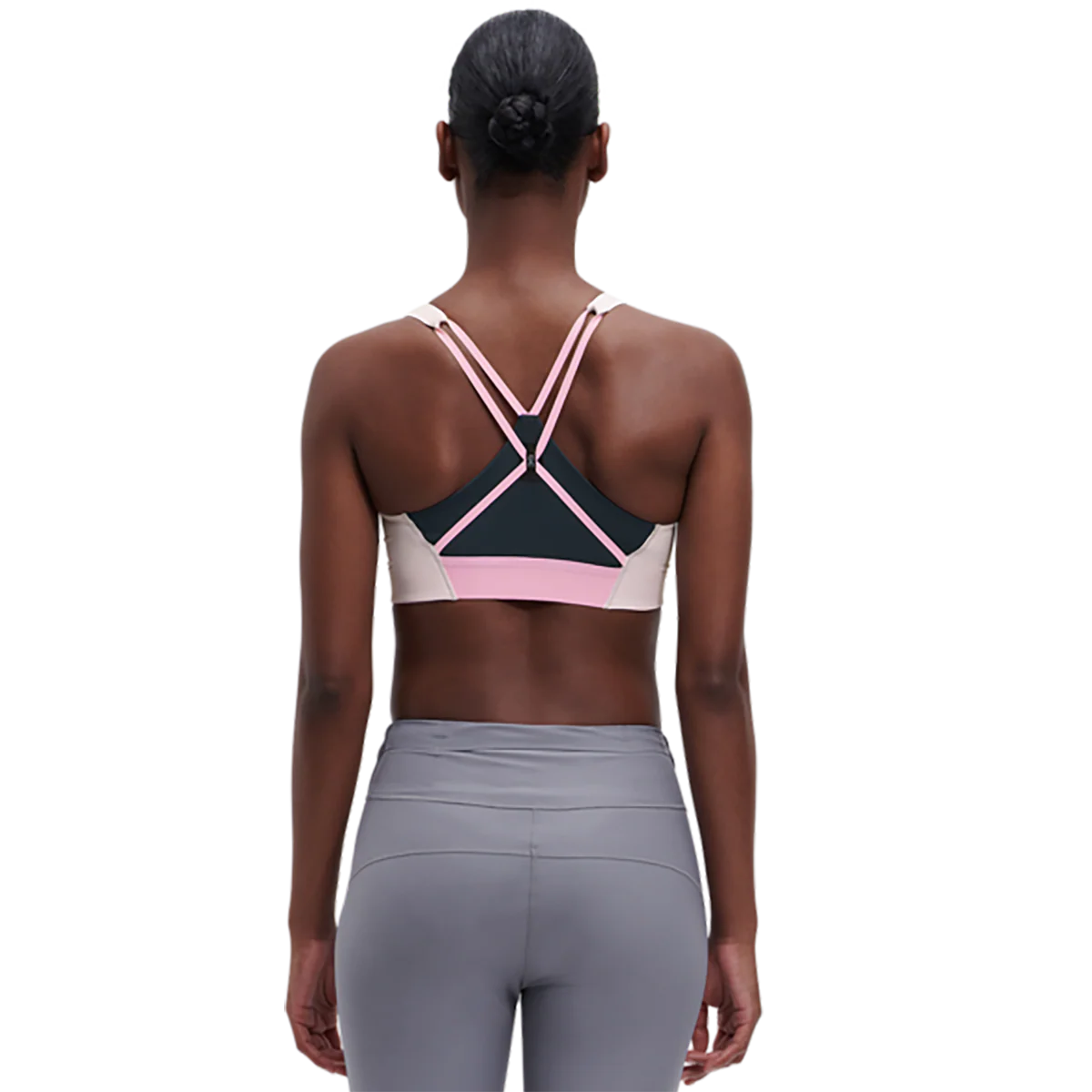 ON Active Bra - Image 24