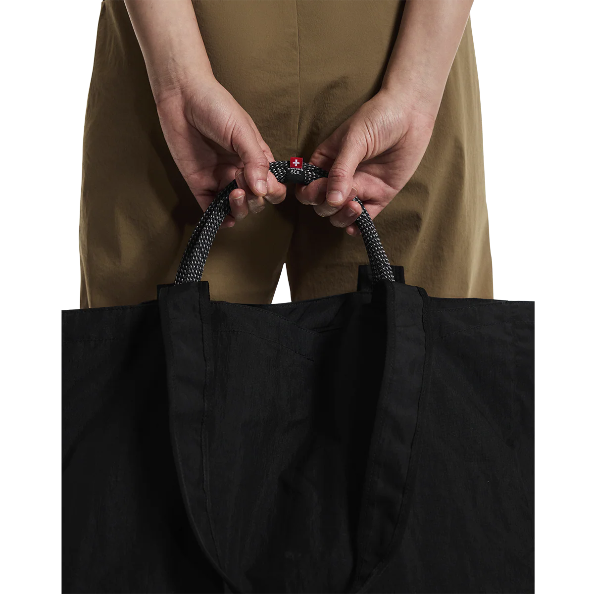 ON Cargo Pack 60L - Image 8