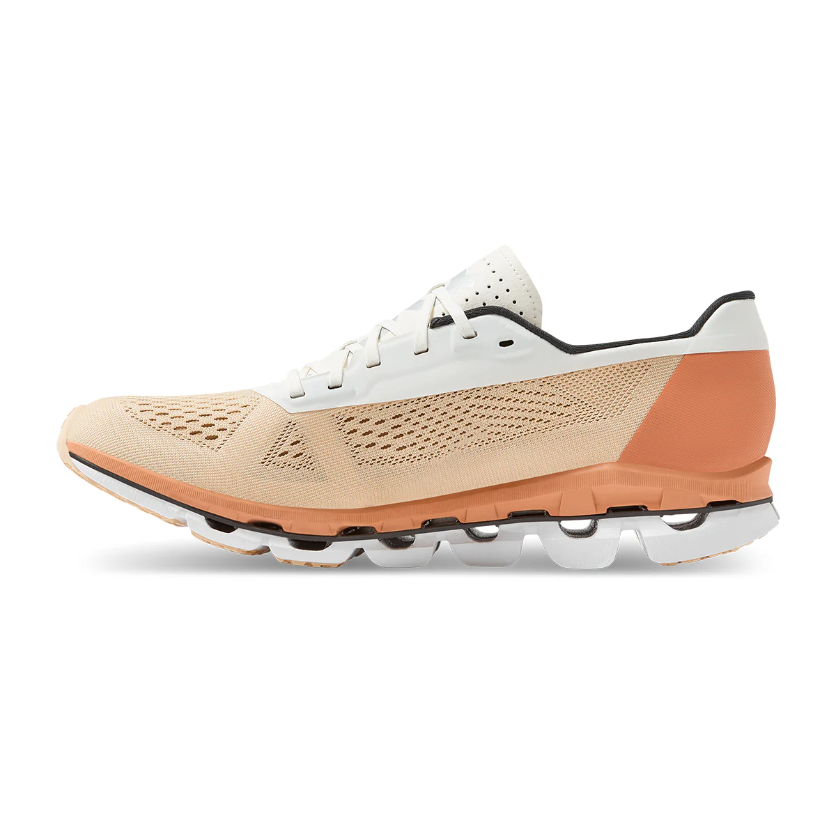 On Cloudboom - Image 2