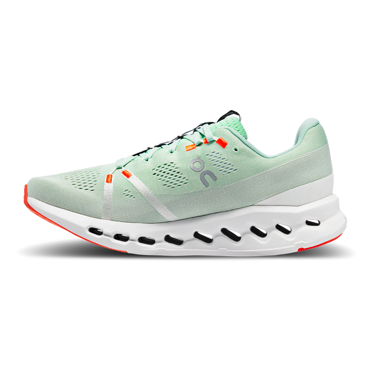 On Cloudsurfer - Image 10