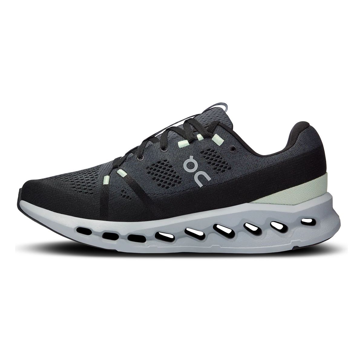On Cloudsurfer - Image 26