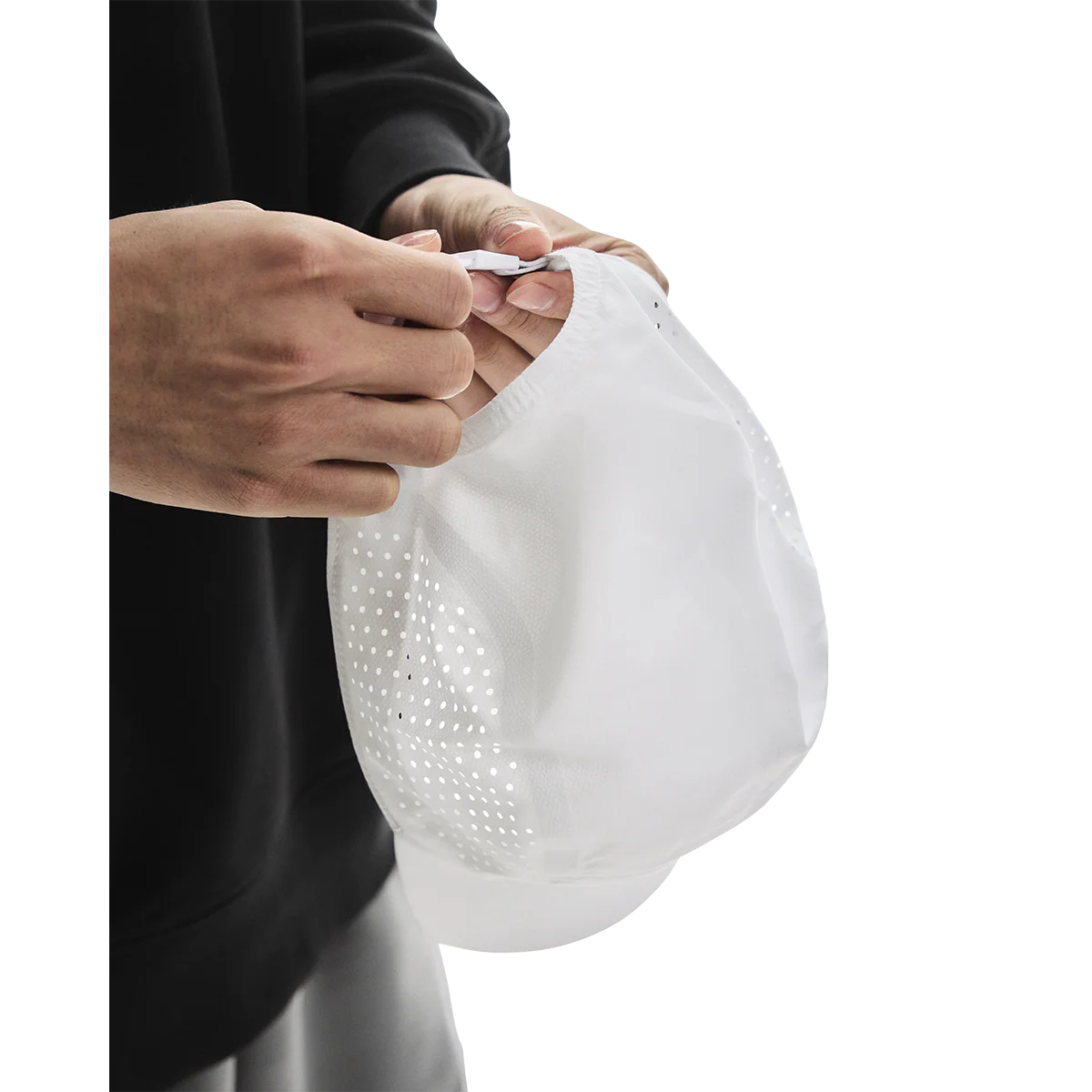 On Lightweight Cap - Image 16