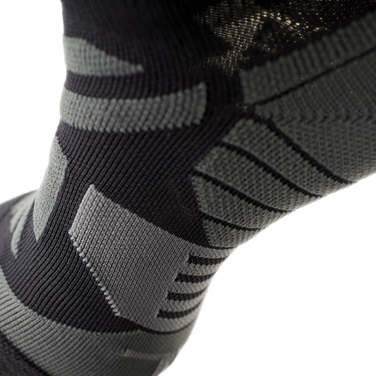 On Mid Sock - Image 3