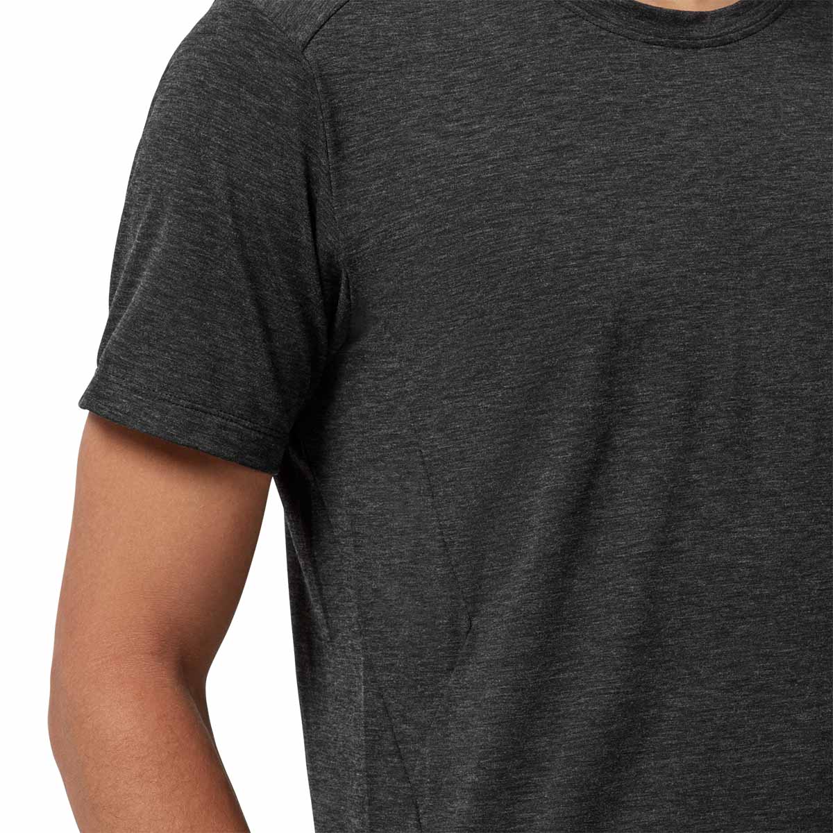 On Performance Active-T Shortsleeve - Image 4