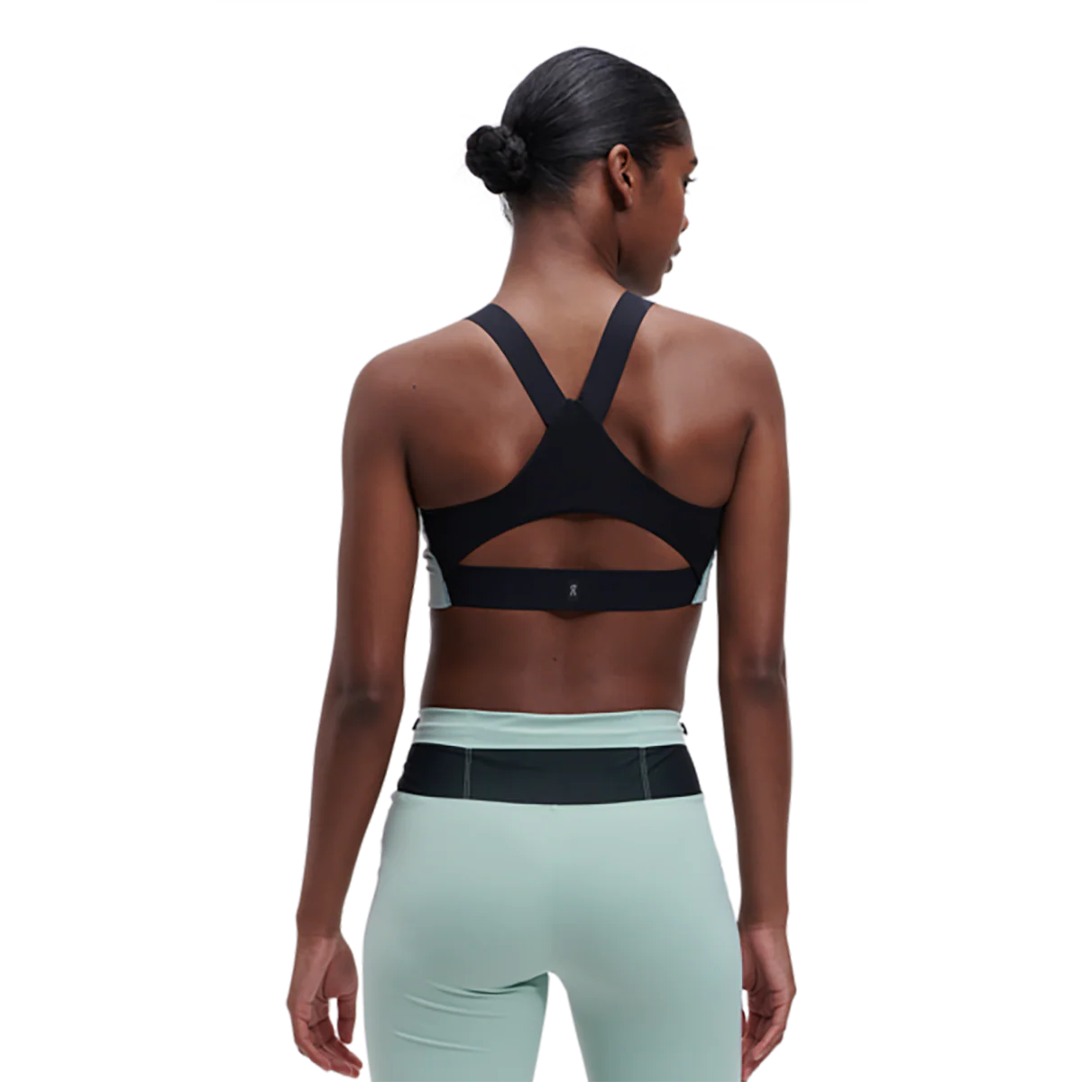 ON Performance Bra - Image 22