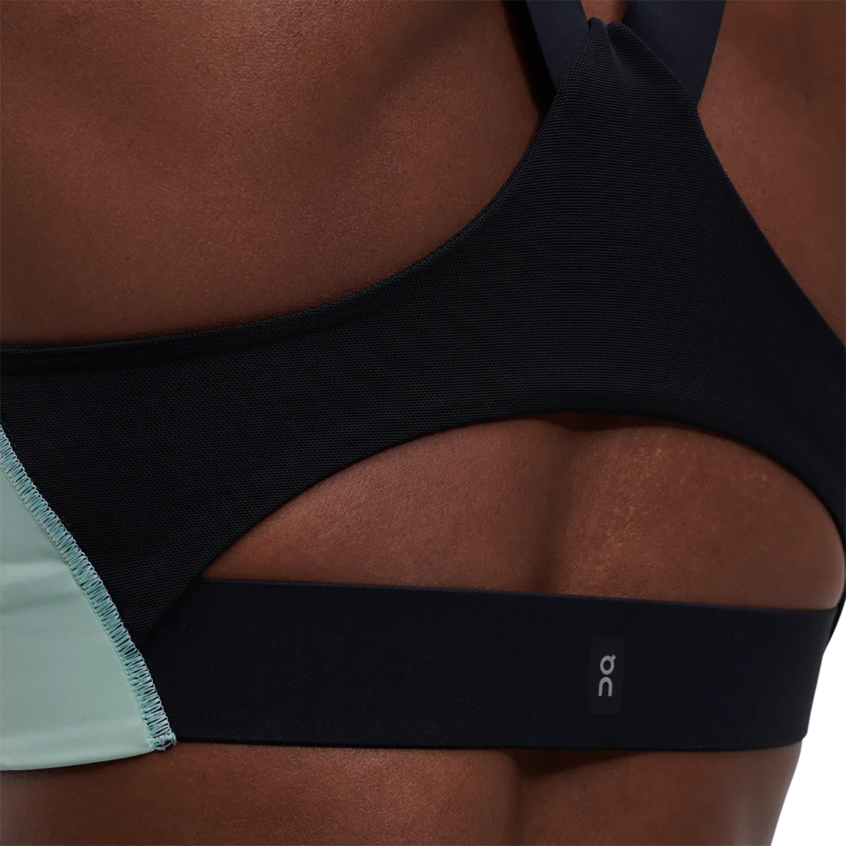 ON Performance Bra - Image 24