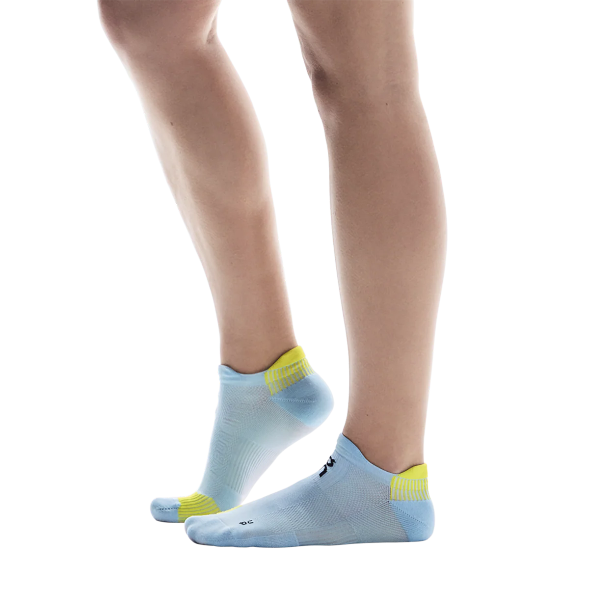 ON Performance Run Sock Low - Image 11