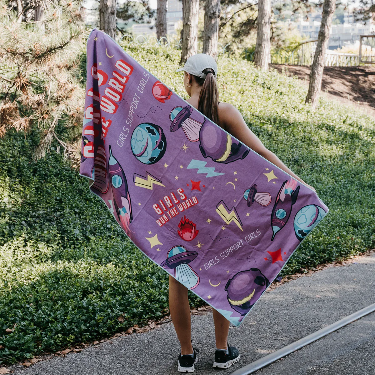 Sprints Towel - Image 4